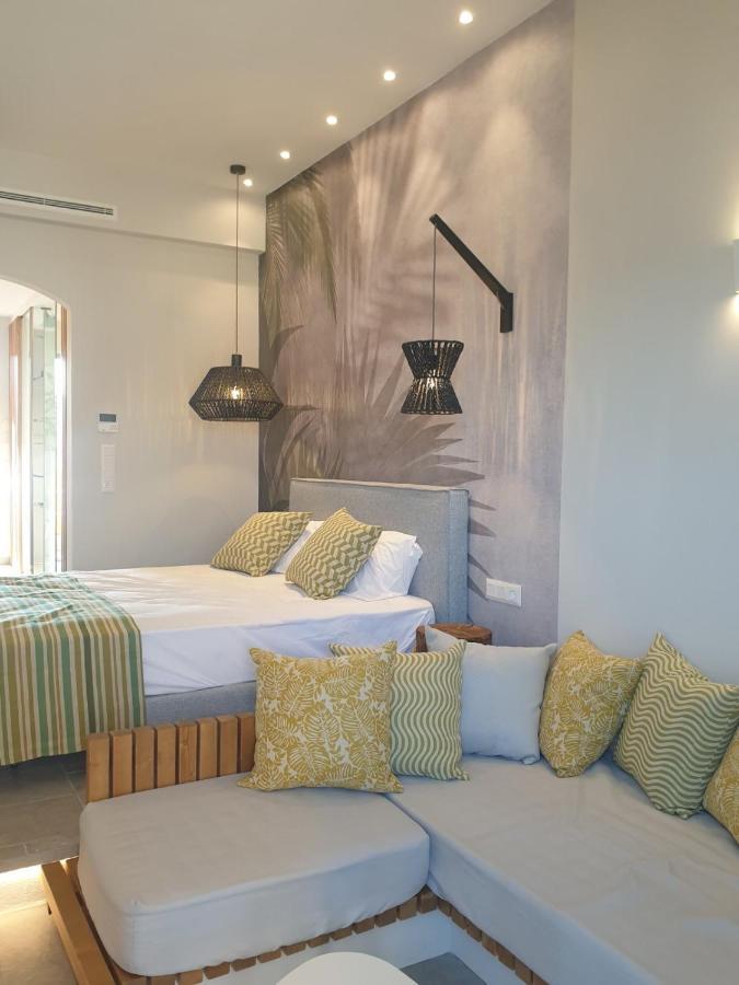 Vista Al Mare Luxury Apartments Gialova Bagian luar foto